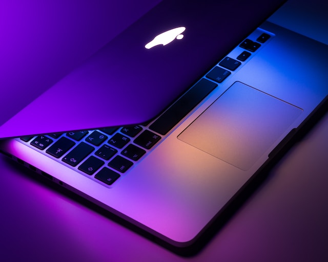 Le crypto-sceptique Apple fait-il circuler un livre blanc sur le bitcoin dans les modèles de MacBook fonctionnant sous MacOS Mojave et les versions ultérieures ?
