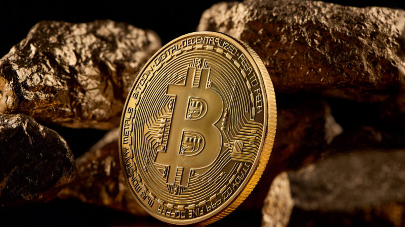 Why Bitcoin is more and more like gold