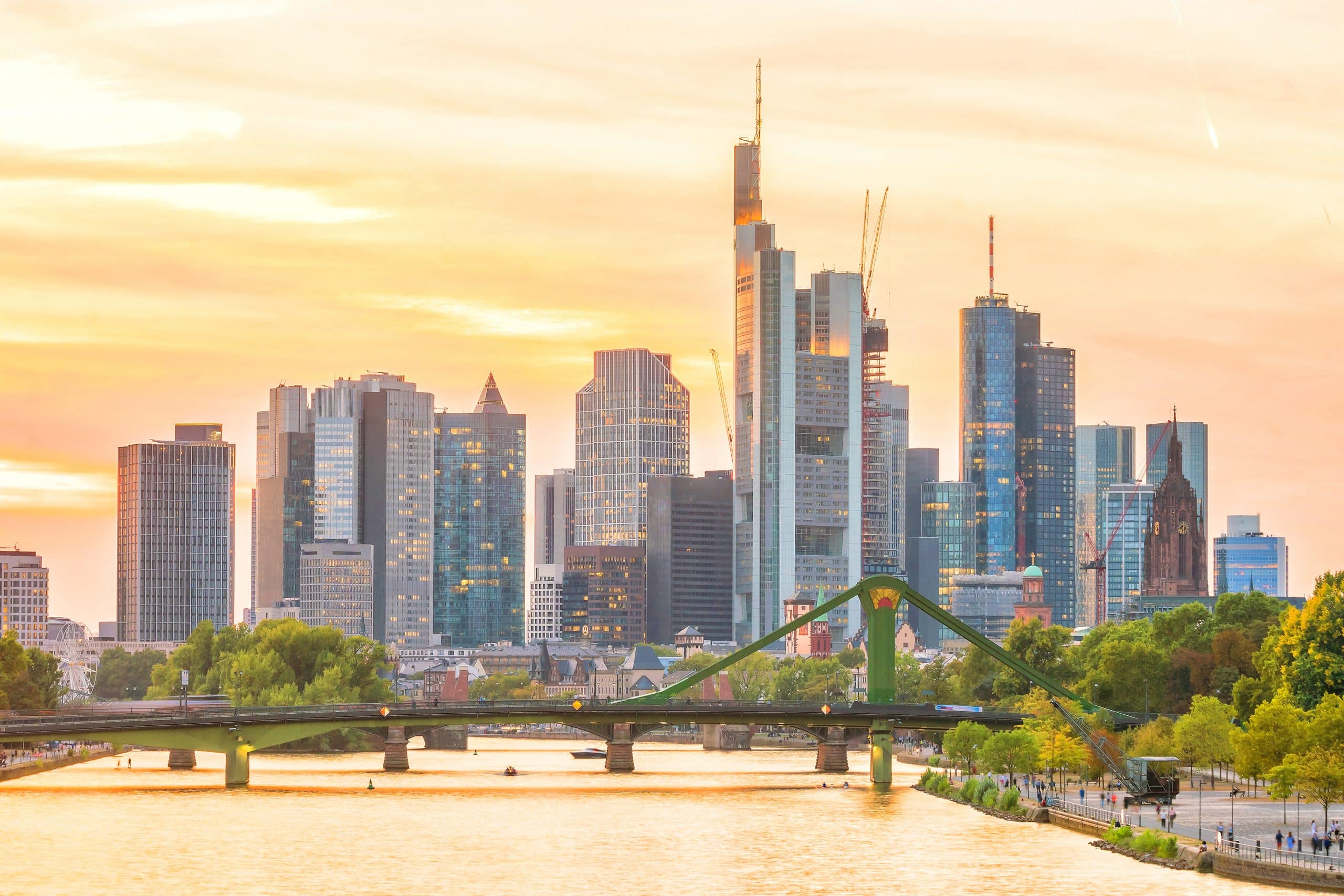 Crypto entry offers banks new opportunities
