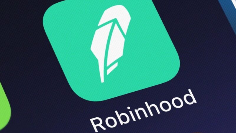 Introduction of tokenized stocks on Arbitrum, development of a separate blockchain