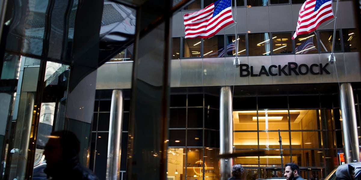 Blackrock gets out of Bitcoin and invests $ 69 million in Ethereum