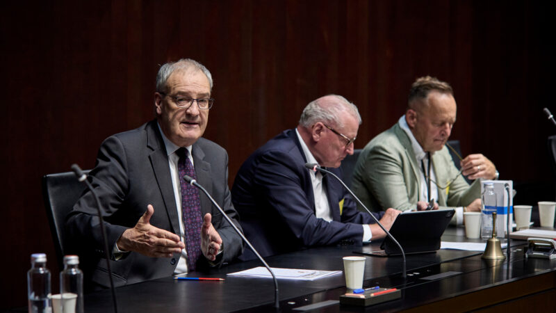 Federal Councilor Parmelin promises new impulses to the blockchain industry