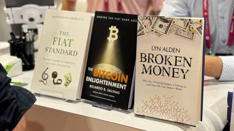 Swiss bitcoiners publish book with Mexican billionaire Ricardo B. Salinas