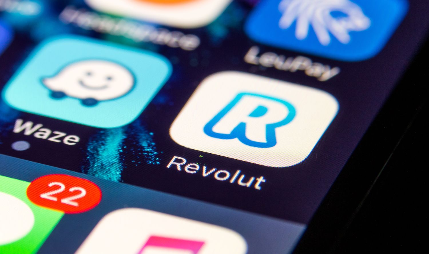 Moonpay adds one-click crypto payments for revolut users in the UK and the EU markets