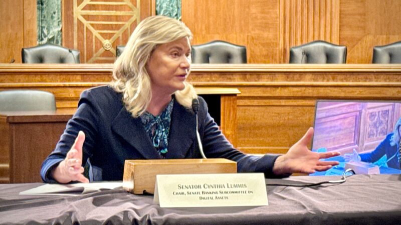 Senator Lummis strives to lift US taxes on small-scale crypto activities as part of the budgetary law